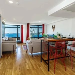 Monnas Bosphorus , Istanbul Turkey