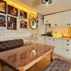 Bonjour Private Triplex , Istanbul Turkey